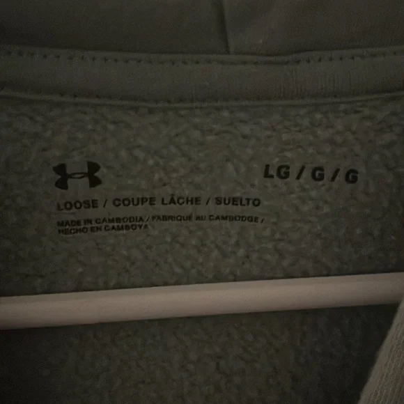 Men’s Under Armour Hoodie - Picture 4 of 4